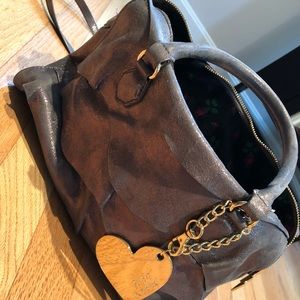 💋BETSEY JOHNSON💋 Silver Metallic w/Rose Gold 👜